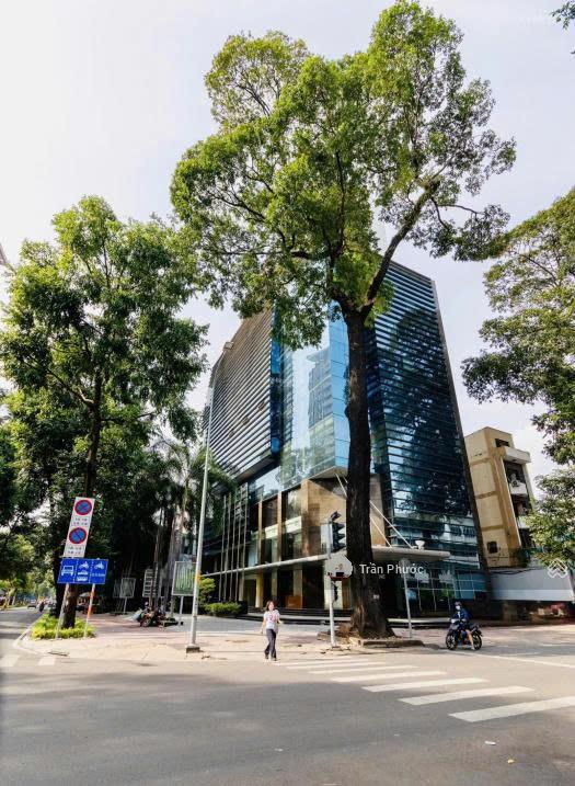  Building góc 2 MT 146 Nguyễn Đình Chiểu, P. VTS, Quận 3 DT: 21x45m, 2 hầm 13 tầng DTXD: 14.518m2 