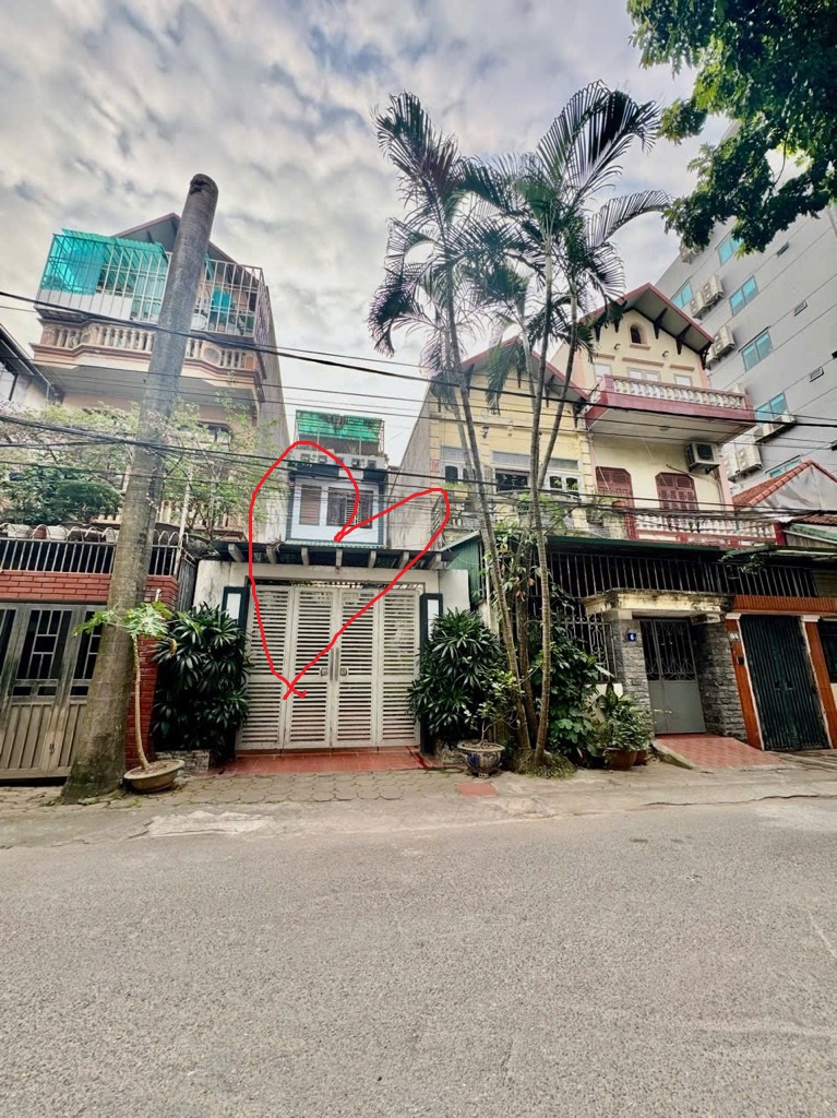  NGUYỄN VĂN LINH,LONG BIÊN 18tỷ 110m Ô TÔ ĐỖ CỬA,KINH DOANH,VỈA HÈ RỘNG 