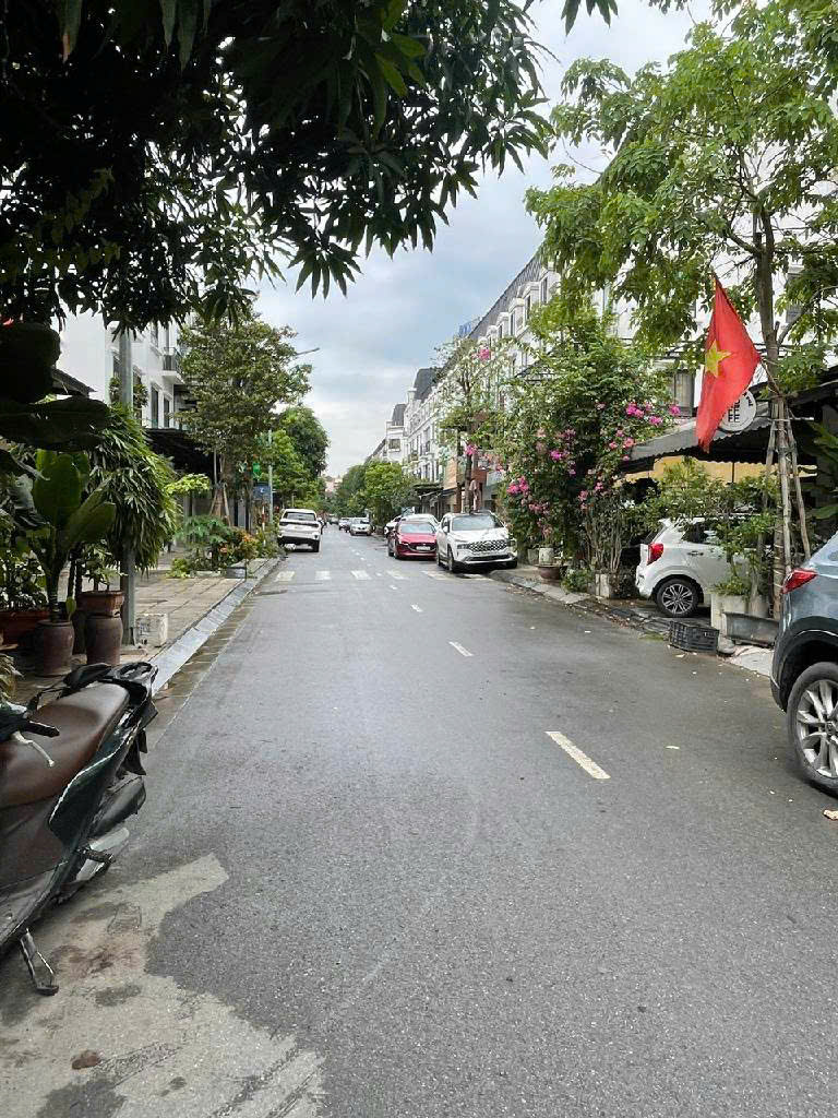  LACASTA KHU ĐÔ THỊ VĂN PHÚ HÀ ĐÔNG - SIÊU PHẨM 75M CHỈ NHỈNH 23 TỶ -VỊ TRÍ ĐẮC ĐỊA KINH DOANH VĂN PHÒNG - NHÀ 2 MẶT TIỀN 