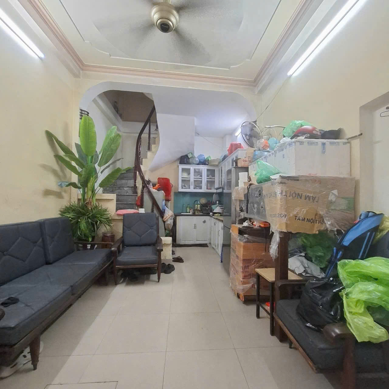  RẺ CÓ 102 PHỐ Tây Sơng, Đống Đa, Hà Nội, 65m2 giá 16.5 tỷ Ô TÔ KINH DOANH. 