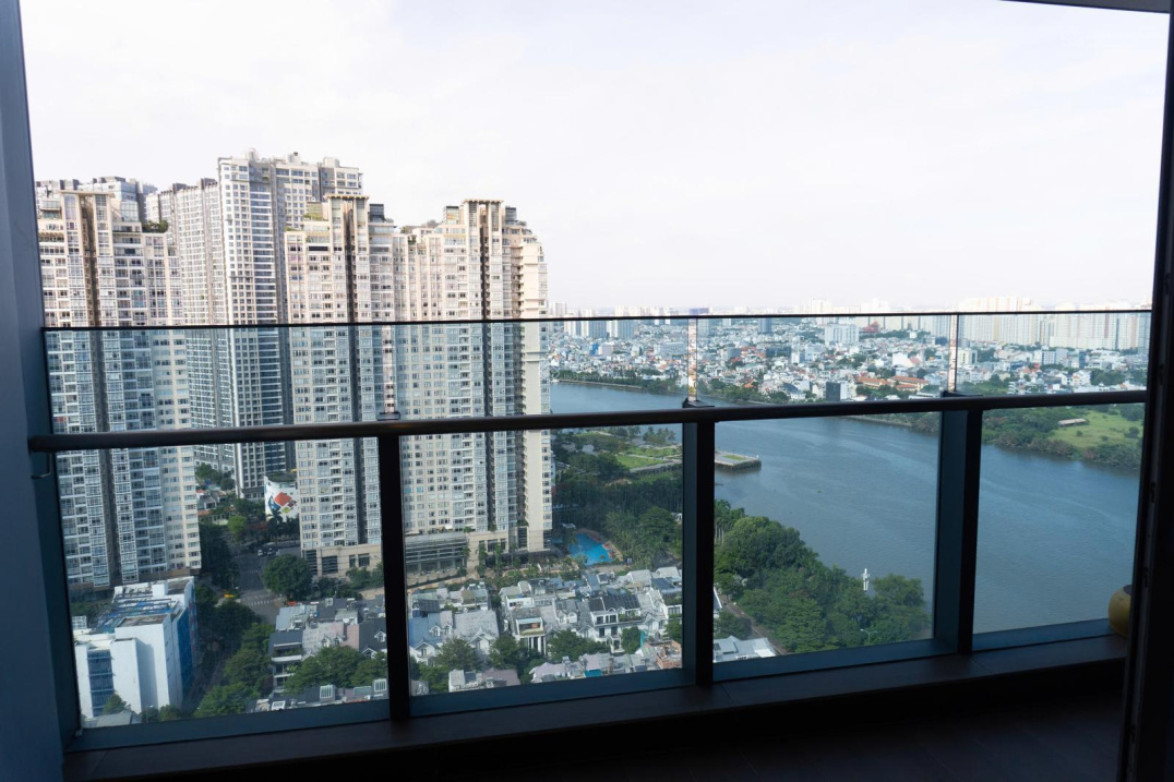  Cho thuê căn hộ cao cấp view sông cực đẹp Sunwah Pearl,Golden House 2PN+1,106m2,Giá thuê chỉ 45tr 