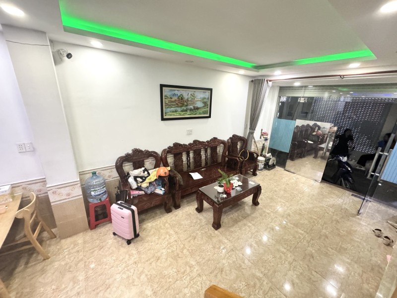  Bán nhà 1 Trệt 1 Lầu Thủ Đức,GÓC 2 MẶT TIỀN hẻm,SHR đường xe hơi,giá rẻ 