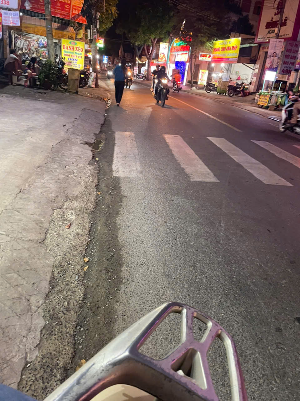  Bán nhà mặt tiền 8x38m giá 24 tỷ Đường Nguyễn Văn Quá 