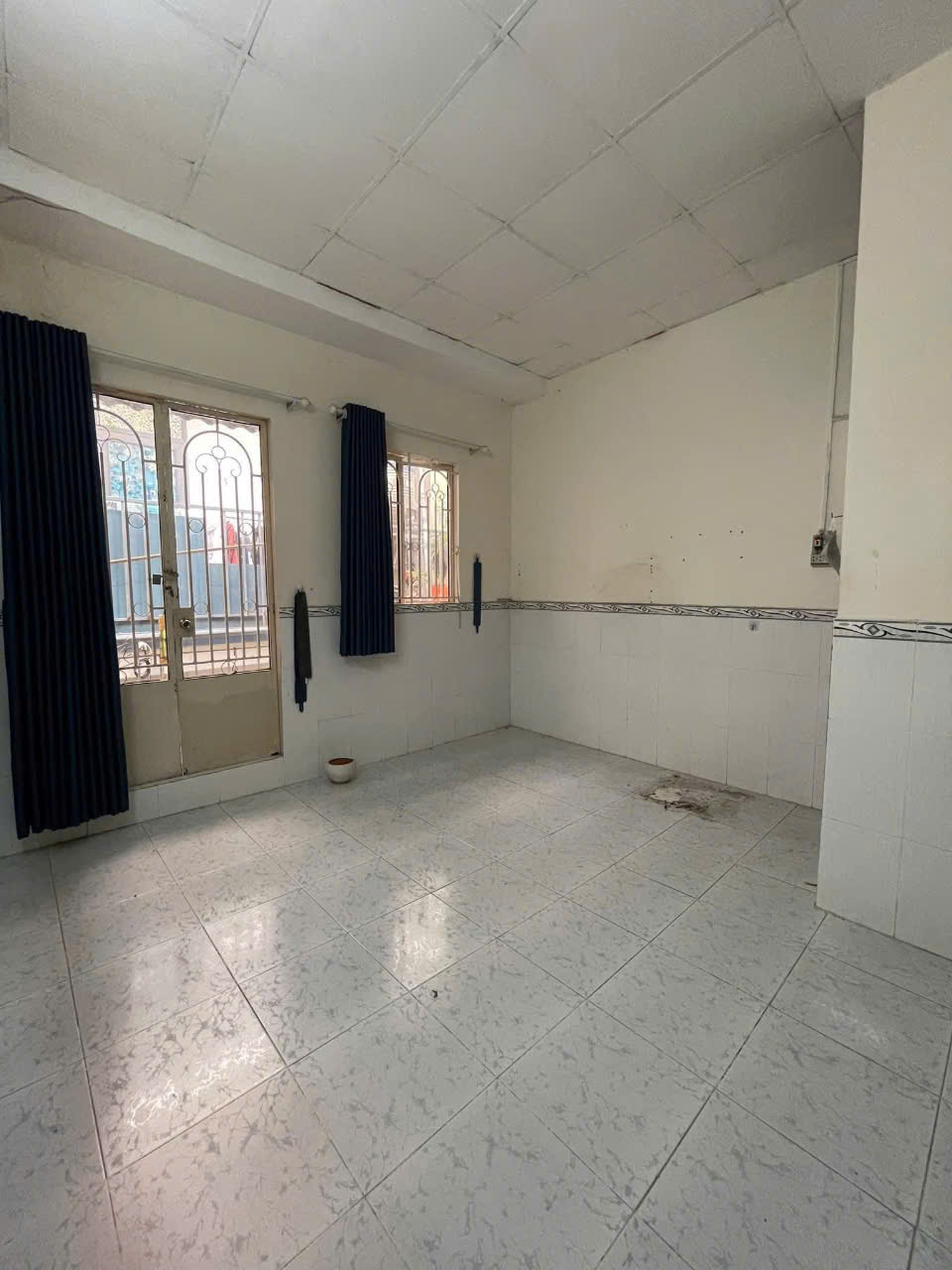 Bán nhà căn góc  P14, Gò Vấp 20m2 x 2 tầng, Giá 1.98 tỷ 