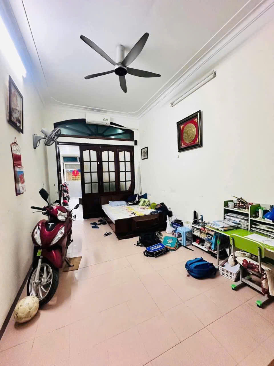  MẶT PHỐ MAI DỊCH - KINH DOANH SẦM UẤT - Ô TÔ TRÁNH  - GẦN CHỢ ĐỒNG XA 58m, 23, 5 tỷ. 