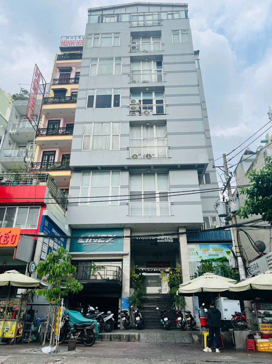  Tân Bình – Khu Sân Bay , Sang Quán Nước Ép – Cafe Giá 98 tr, Tại BuilDing 20 tầng Tòa nhà Thăng Long, Sdt chính chủ : 0908379089 ( chính chủ ) 