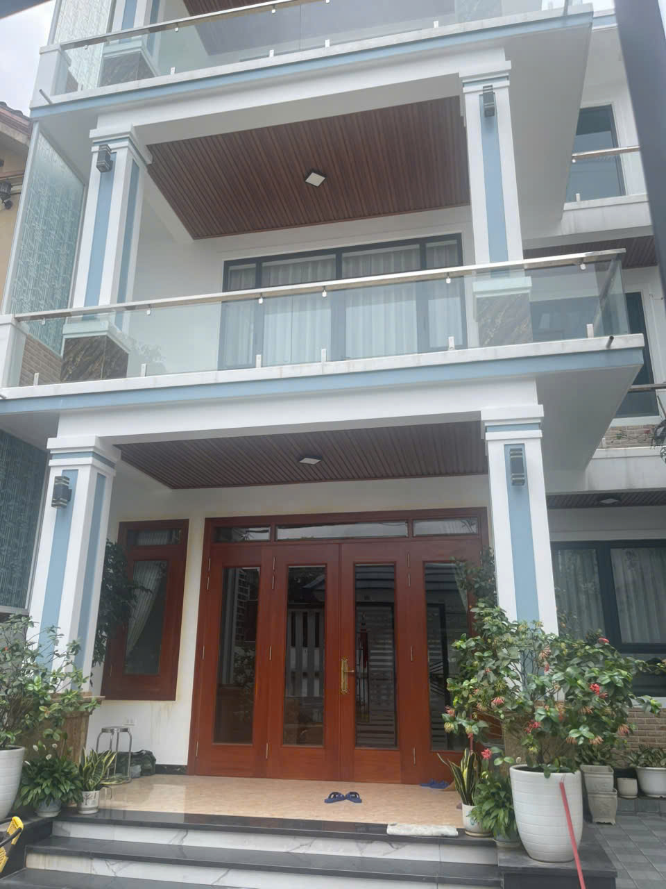  GẤP - Chính Chủ Cần Bán Căn Biệt Thự 3 Tầng Mới Xây Tại Phường Bắc Hồng, Thị Xã Hồng lĩnh, Tỉnh Hà Tĩnh. 