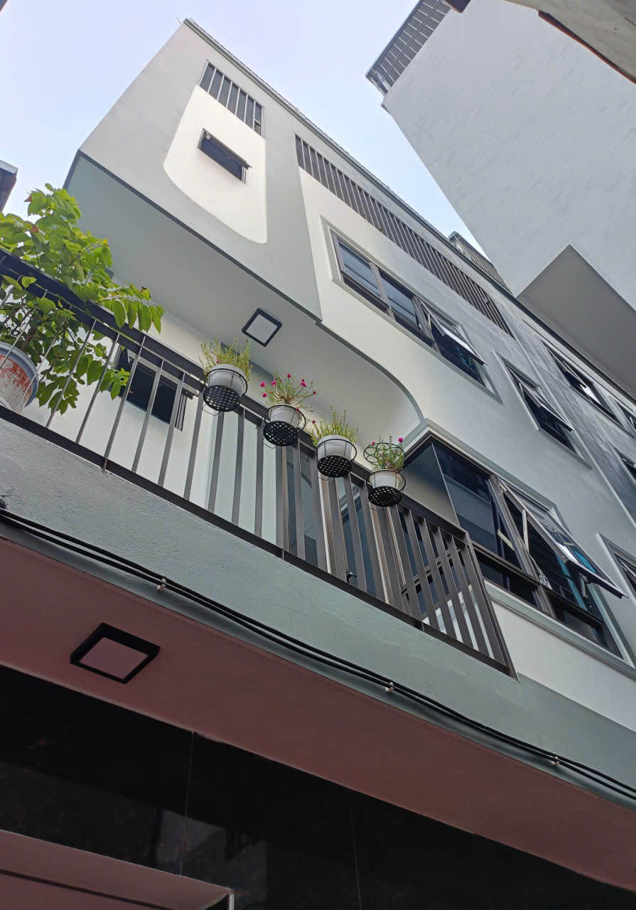  Nhà đẹp Bắc Từ Liêm 36.2m2-5 tầng, Ngõ nông, ô tô, ở ngay, giá 5.68 tỷ 