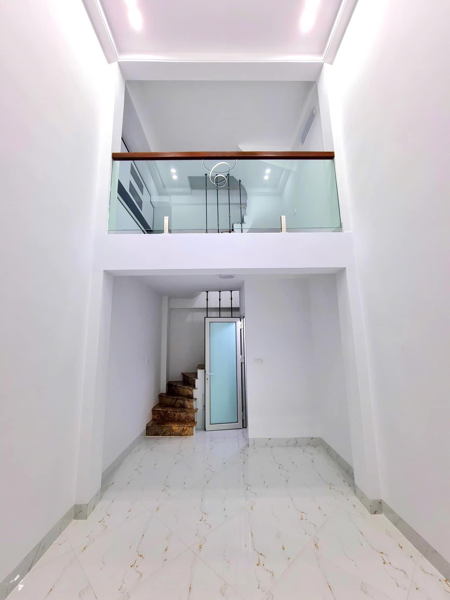  Bán nhà phố Khương Trung -TX, 25m2 ngõ thông - kinh doanh đỉnh - nhà mới - chỉ 5,38T 