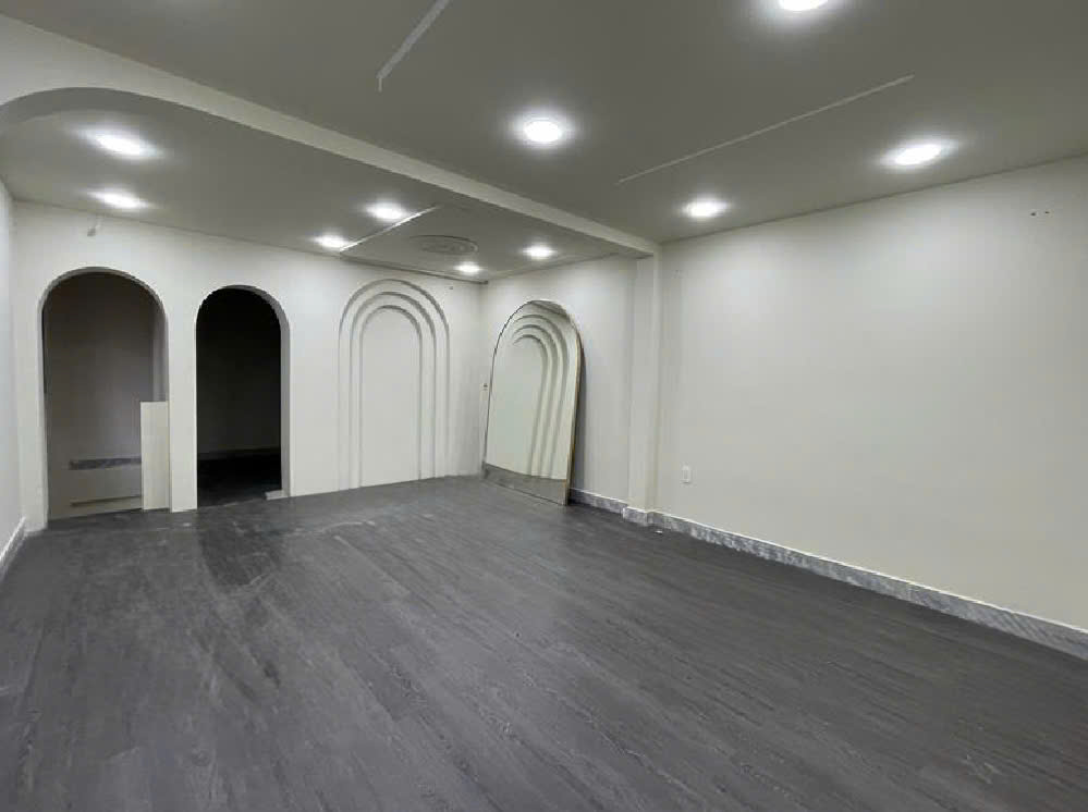  CĂN GÓC 2 MẶT HẺM – LÊ HỒNG PHONG – TRUNG TÂM Q10 – 57M² – NHỈNH 15 TỶ.





















.






























































. 