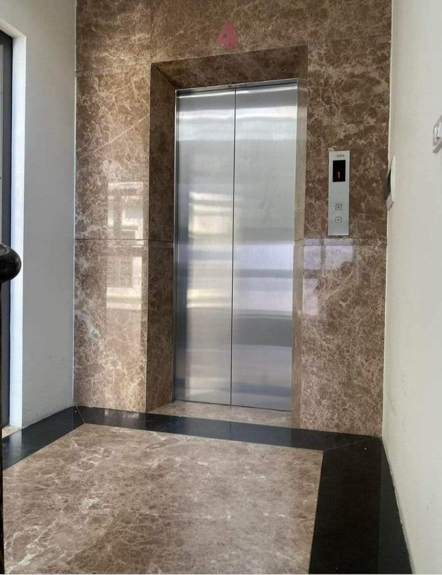  Nhà tôi cho thuê nhà mới, hai cửa đi, Bách Khoa, 97m2x 5T vỉa hè 29 Tr 