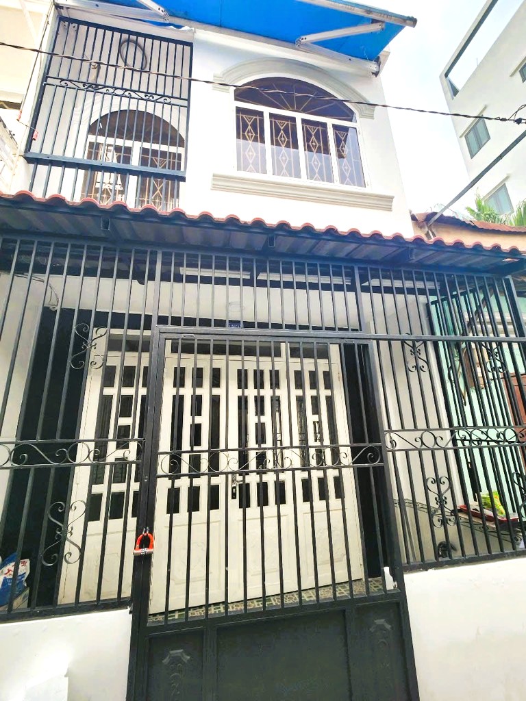  DT 41m2 - 2 tầng - Âu Dương Lân - 2PN.2WC - Nhà ở Ngay - có 4tx xíu 