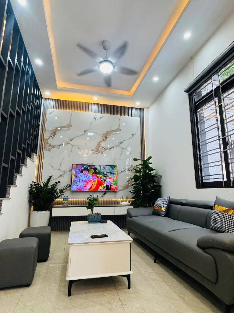  BÁN NHÀ THỤY KHUÊ 50M 5 TẦNG MT 4,6M Ô TÔ ĐỖ - SÁT PHỐ - KINH DOANH - NHỈNH 14 TỶ 