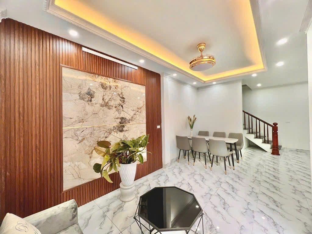  Chính Chủ Cần BÁN NHÀ THANH LÂN - Vị Trí Đẹp Quận Hoàng Mai - Hà Nội 