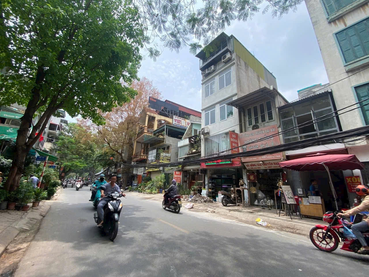  ✈️✈️✈️ SIÊU PHẨM MẶT PHỐ TRUNG TÂM, MẶT PHỐ HOÀNG HOA THÁM 

 .

- GIÁ RẺ HƠN MẶT NGÕ- HỘ KHẨU BA ĐÌNH- TƯƠNG LAI QUY HOẠCH NHÀ TĂNG GIÁ MẠNH✈️✈️✈️✈️ 