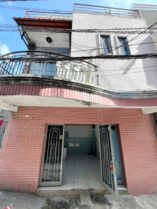  Căn góc 3 tầng gần MT Phạm Thế Hiển P6Q8. Giá 2,68 tỷ TL 