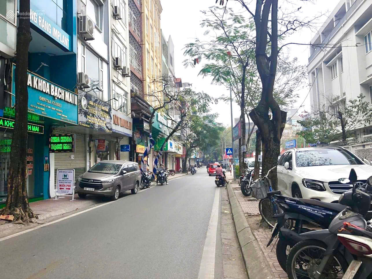  BÁN NHÀ MẶT PHỐ NGUYỄN CÔNG HOAN, BA ĐÌNH - 164M² - MT 11.5M - DÒNG TIỀN 100 TR/TH 