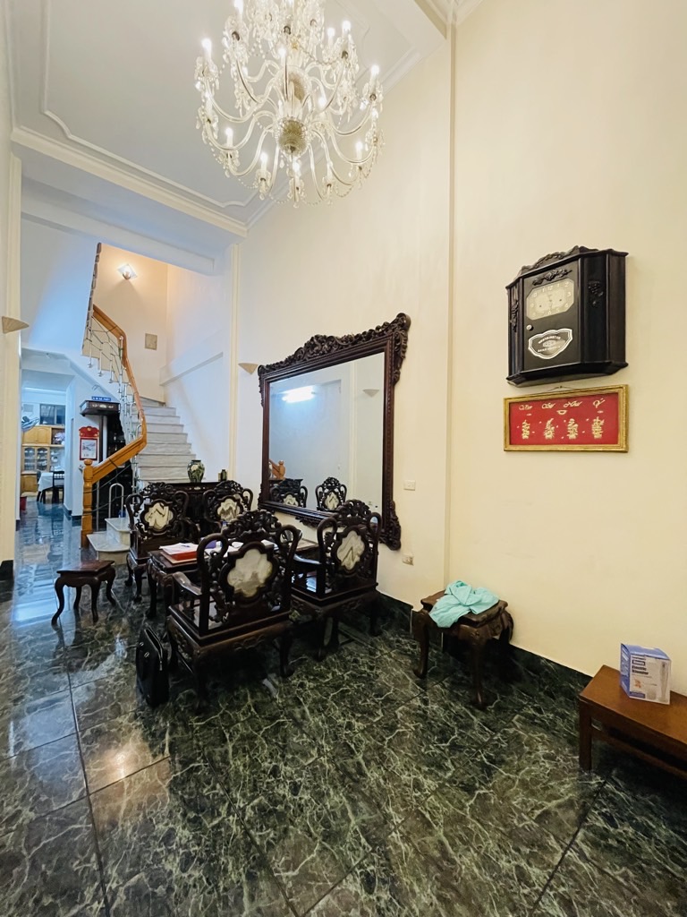  Bán nhà Đê La Thành, Đống Đa, ngõ thông, ô tô, 62m2, 4 tầng, chỉ 17.5 tỷ 
