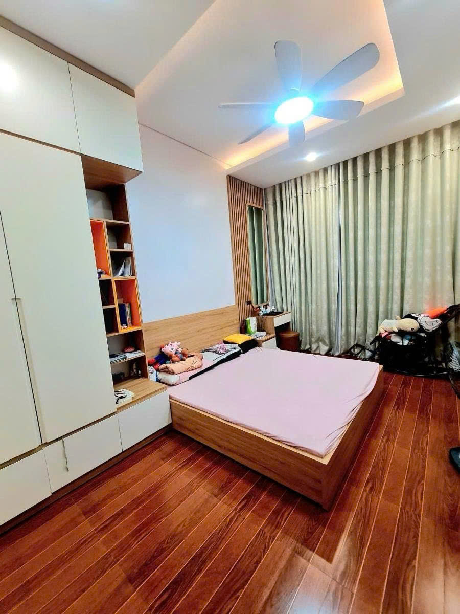  BÁN BIỆT THỰ VINACONEX 2 - TRUNG VĂN, NAM TỪ LIÊM - 142M² x 4T - MT 8.1M - Ô TÔ TRÁNH 