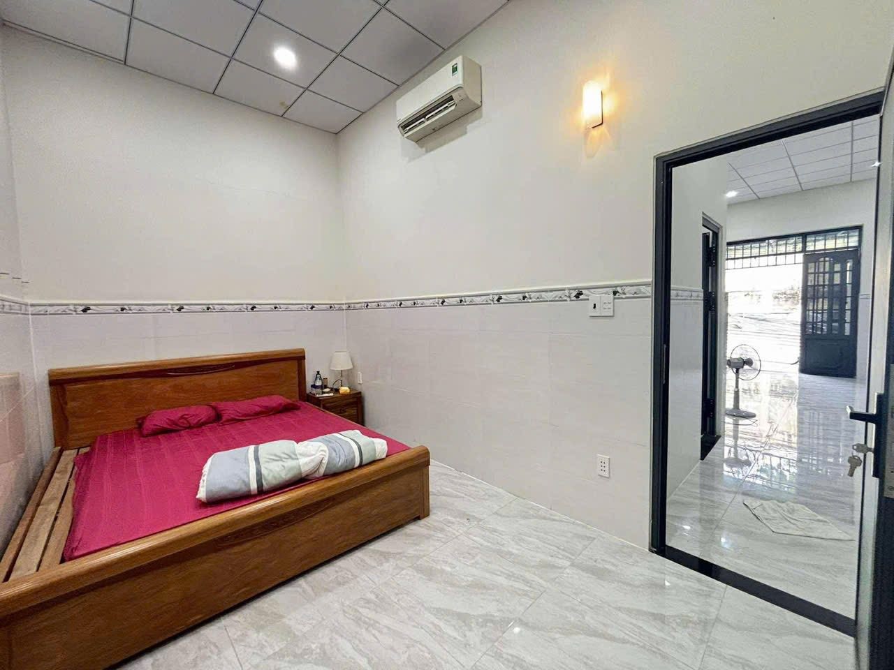  Bán nhà cấp 4 Lã Xuân Oai, Tăng A – 2PN– diện tích 70m² – 4,5 tỷ TL 