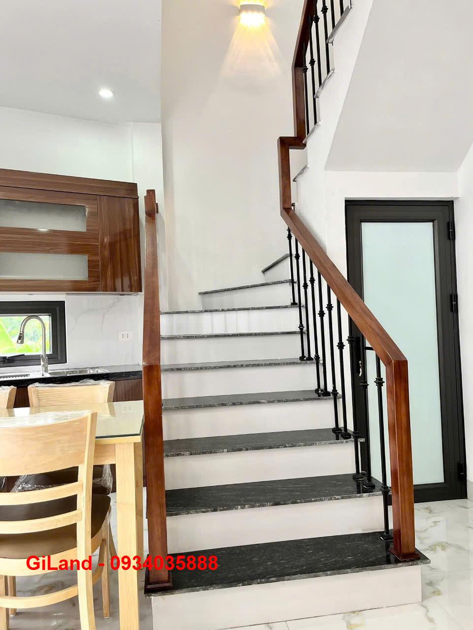  NHÀ ĐẸP, TỔ ẤM LÝ TƯỞNG HIẾM CÓ TẠI PHÚC LỢI, LONG BIÊN, 5 TẦNG, Ô TÔ ĐỖ CỬA, TIỆN NGHI ĐẦY ĐỦ 