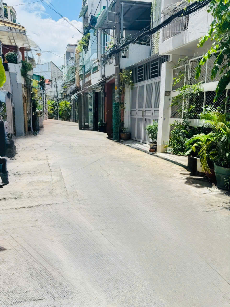  HXH TÔN THẤT HIỆP Q11 – SÁT LÊ ĐẠI HÀNH – 83M² – 4 TẦNG – NHỈNH 12 TỶ.




























.






























































 