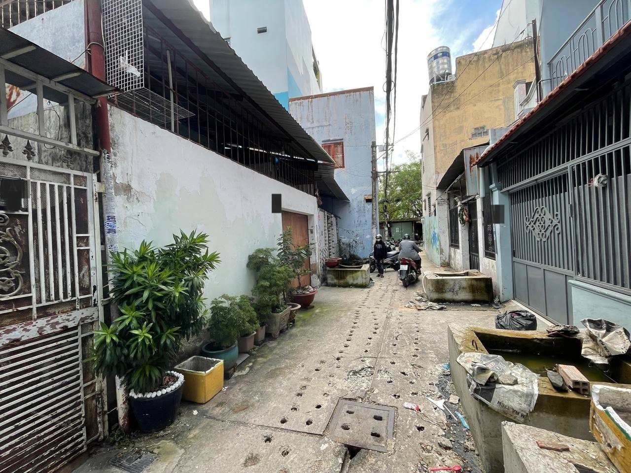  Bán nhà DT 75m2 Ngang 5m  - Hẻm xe hơi Đ. Nguyễn Văn Săng - Tân Phú 