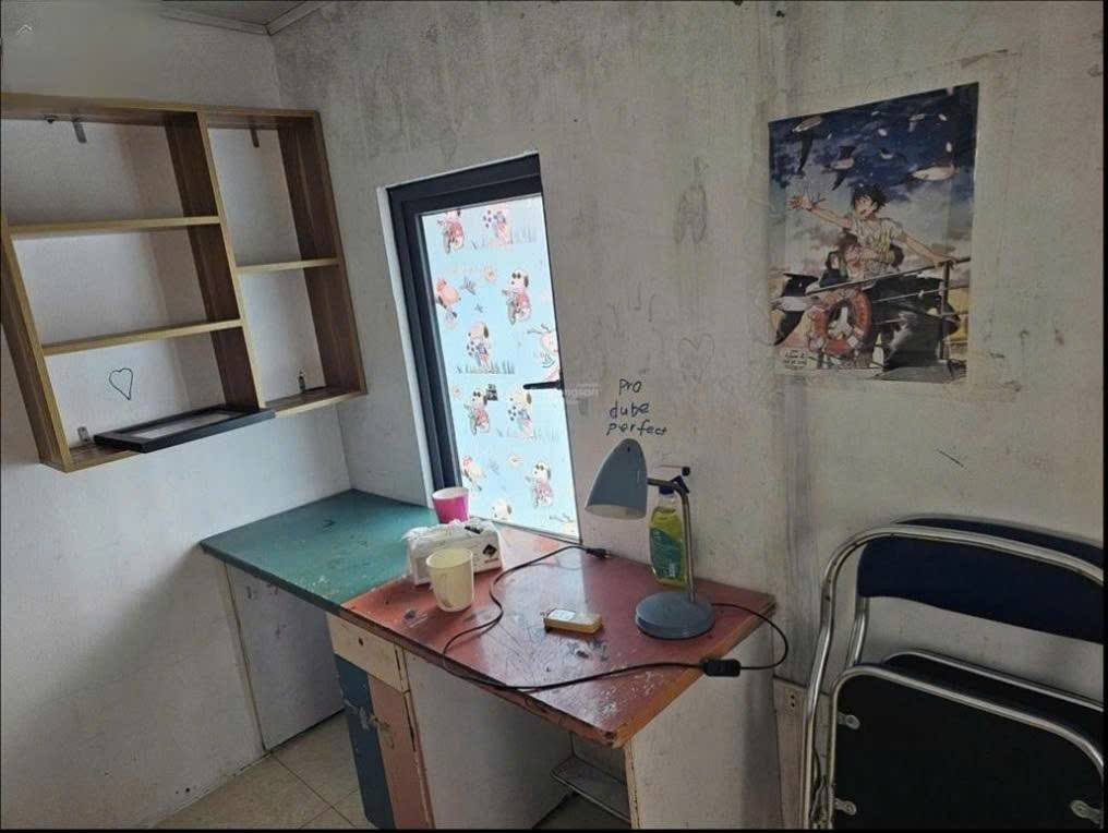  Cho thuê nhà ngõ 354 Thái Hà, 30m2, 3 tầng, 2 ngủ, 9 Triệu Full đồ ở ngay 