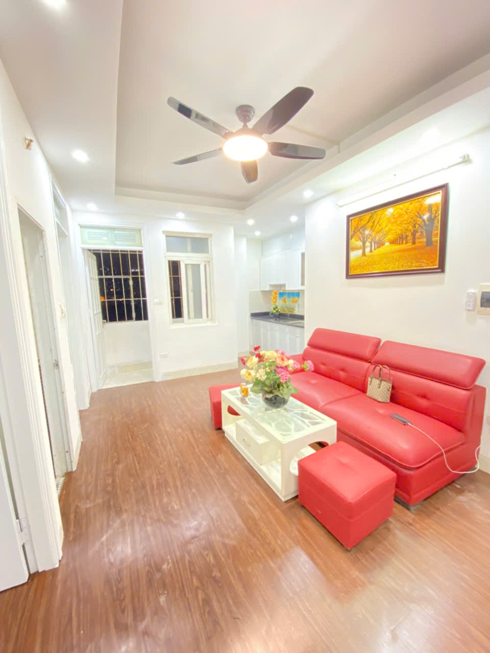 CHO THUÊ CCMN 2PN, MẶT PHỐ KHƯƠNG ĐÌNH, NGÃ TƯ SỞ (ưu tiên khách ổn định, lâu dài) 