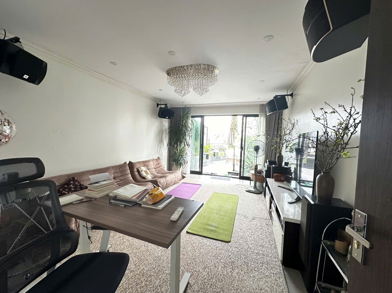  ???? BÁN NHÀ MẶT PHỐ HỒNG TIẾN – LONG BIÊN VIEW TỶ ĐÔ – NỘI THẤT LUXURY – GIẢM CHÀO CÒN 65 TỶ ????
???? Hồng Tiến, Long Biên – 120m² x 8T – MT 5.6m thực tế – Giá còn 65 tỷ 