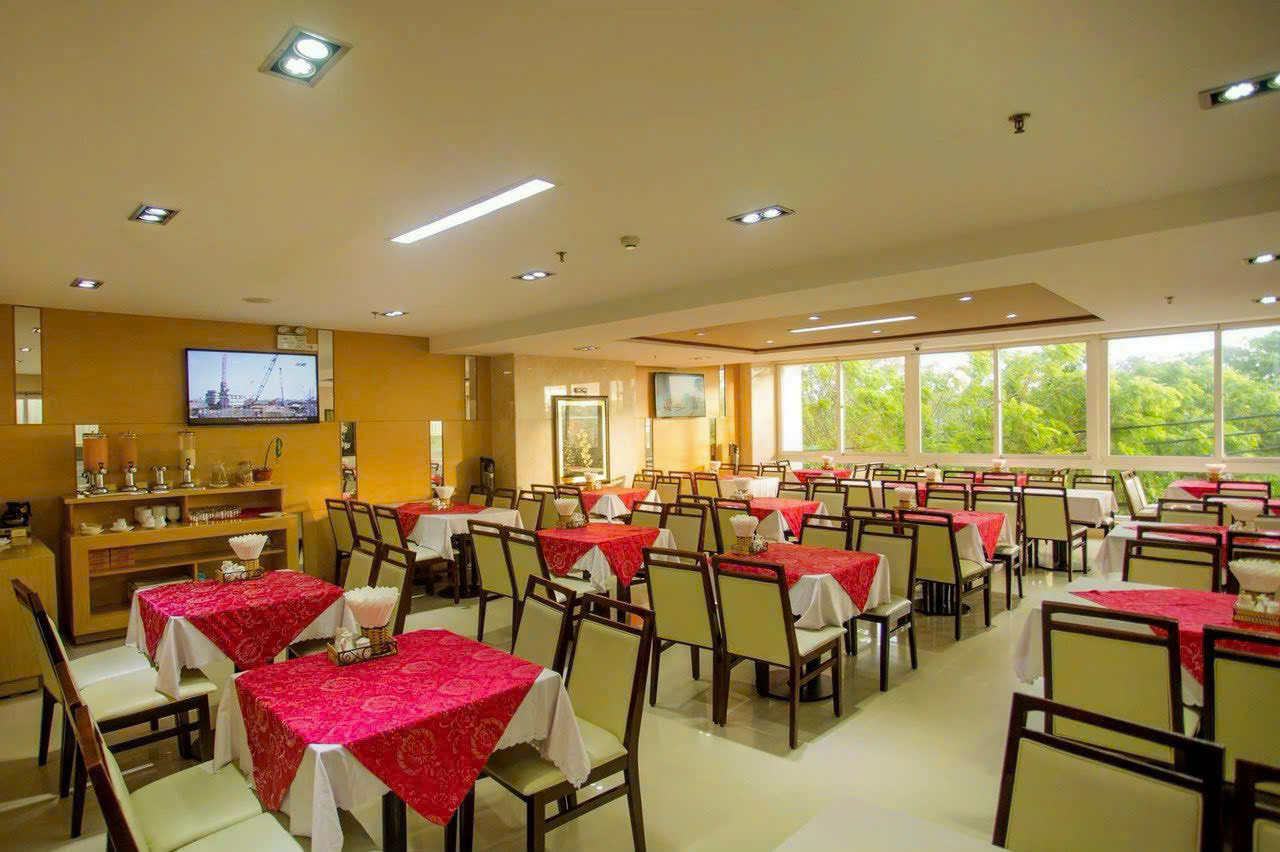  Khách sạn chuẩn 3* mặt tiền Trần Phú cần chuyển nhượng chủ nhân mới CHỈ 145TỶ DT: 173,2m2 Giá chốt nhanh: 145 tỷ
Liên hệ:e Trinh 