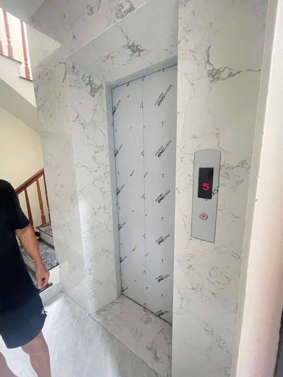  NHÀ MỚI KINH KONG ĐỊNH CÔNG -HOÀNG MAI – THOÁNG ĐẸP – NỞ HẬU – THANG MÁY – DT 40M – 6TẦNG -GIÁ CHÀO 8,8 TỶ. 