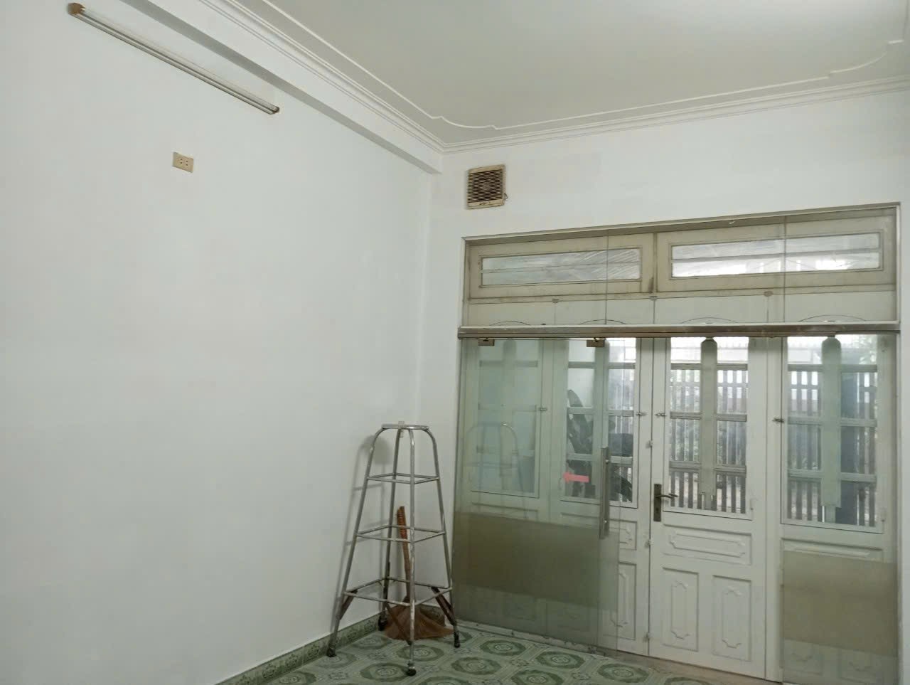  Cho thuê nhà MT Hồng Hà, P.9, 4.5x7m, 1 trệt, 1 lầu, 13tr, TL 