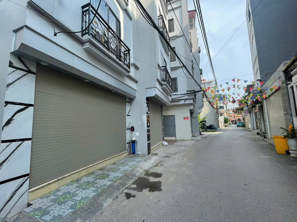  CỰC PHẨM QUANG LÃM HÀ ĐÔNG_ CHỈ HƠN 12 TỶ CÓ NGAY 48M _ NHÀ MỚI SĂN Ở _ 7 TẦNG THANG MÁY _ Ô TÔ TRÁNH NHAU 