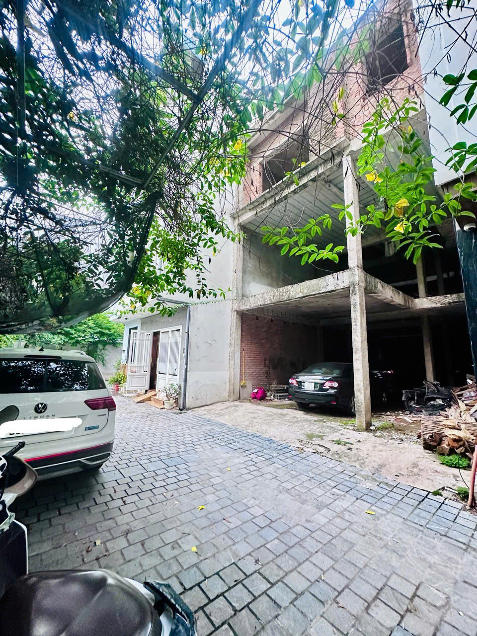  BÁN NHÀ  PHÂN LÔ CÁN  BỘ HỌC VIỆN TƯ PHÁP –LÊ VĂN LƯƠNG – Ô TÔ TRÁNH – KINH DOANH – 100M² – 4 TẦNG – MT 6.6M – CHỈ 32 TỶ???? lh 0326213286 
