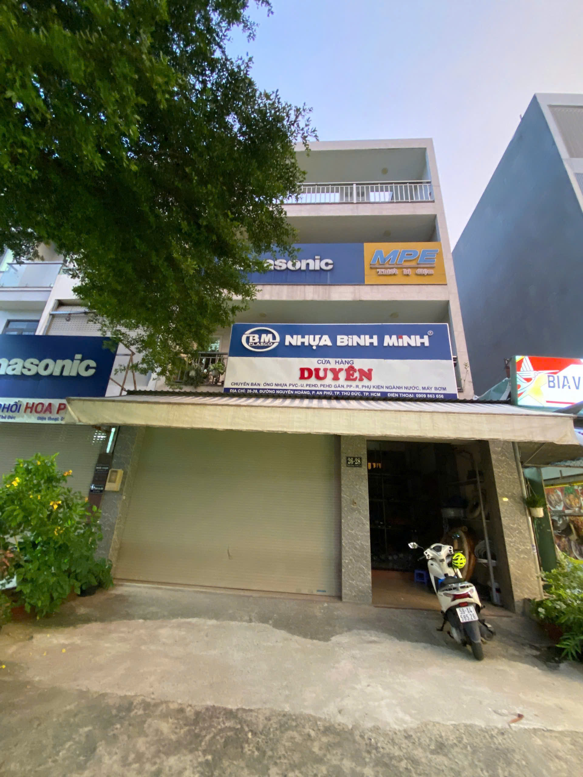 Bán nhà đường Nguyễn Hoàng vị trí trung tâm – 160m², 4 tầng, giá 60 tỷ 