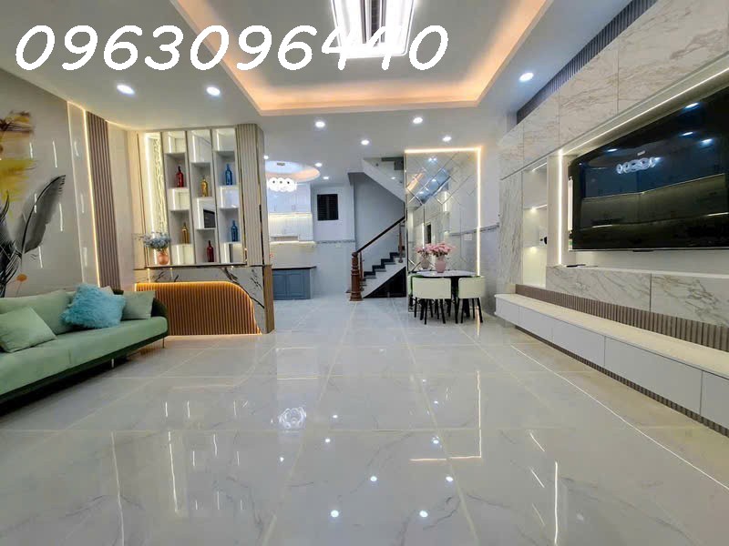  Bán Nhà Hẻm 66m2, 3 Tầng, 4PN, Huỳnh Tấn Phát, Quận 7 - Giá Tốt Nhất Khu Vực 