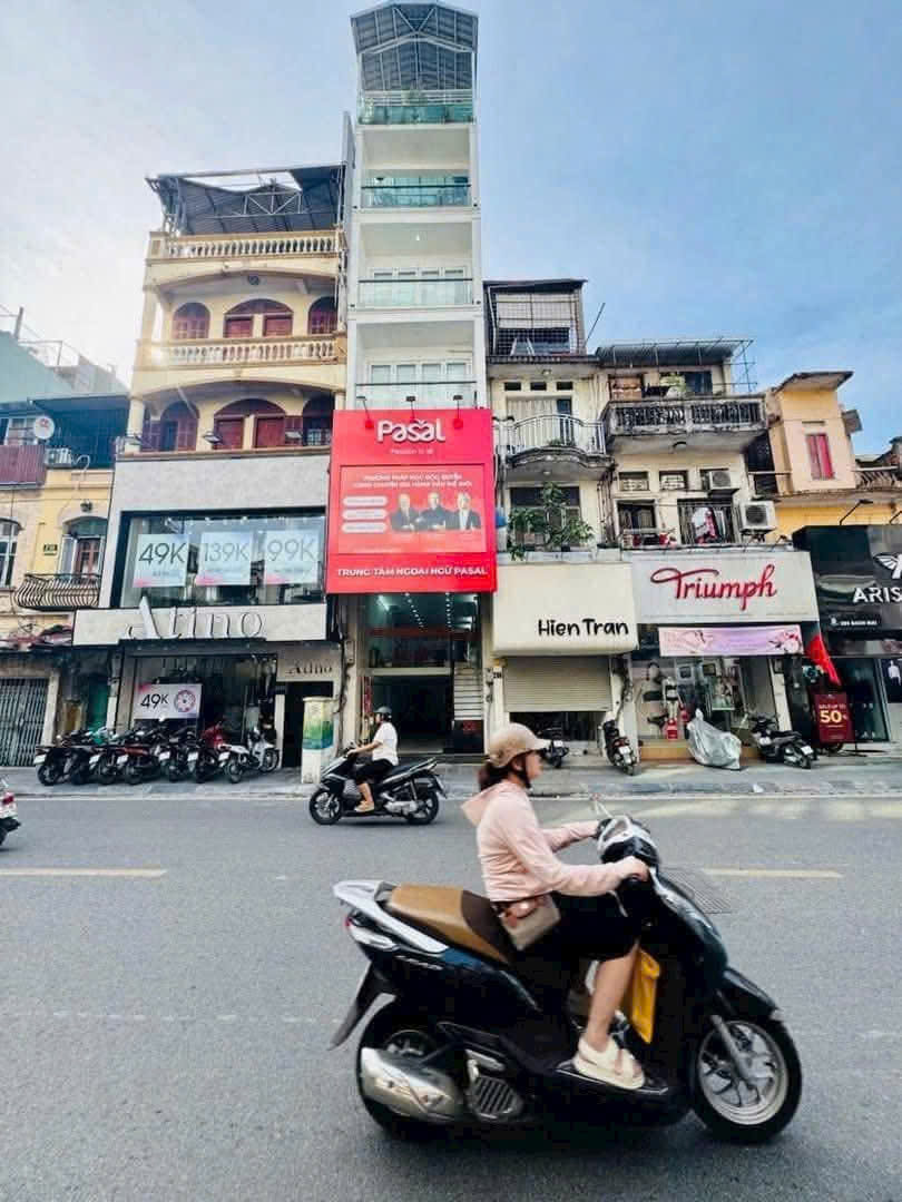  MỘT SIÊU PHẨM MẶT PHỐ BẠCH MAI VỪA MỚI ĐƯỢC LÊN SÓNG. . DIỆN TÍCH LỚN , NHÀ MỚI , THIẾT KẾ HIỆN ĐẠI,DÒNG TIỀN LỚN, SỞ HỮU VỊ TRÍ NHẤT NHÌ CON PHỐ. - KINH DOANH NGÀY ĐÊM   -     60,5 TỶ 
