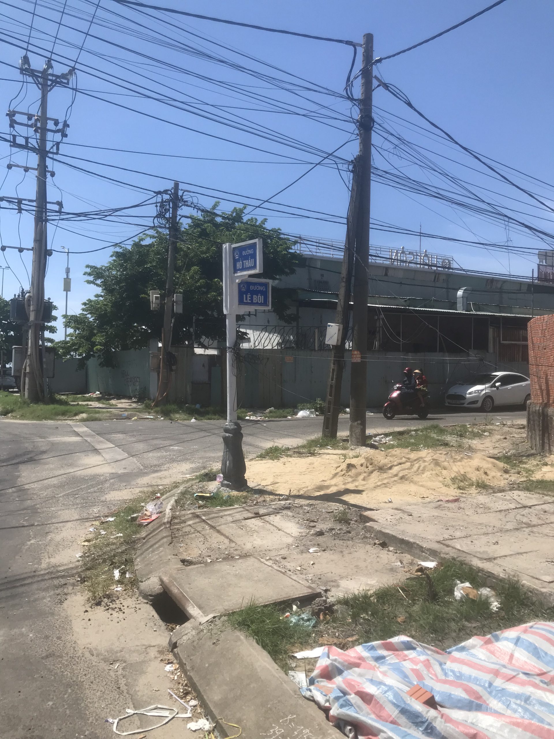  LÔ ĐẤT MẶT TIỀN ĐƯỜNG LÊ BÔI- MỘT BƯỚC AN CƯ – BƯỚC HAI SINH LỜI 
