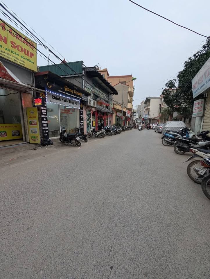  ???? YÊN VĨNH – SÁT VÁCH HINODE – NHÀ ĐẸP 5 TẦNG CHỈ 4,3 TỶ – AN CƯ CỰC ĐỈNH! ???? 