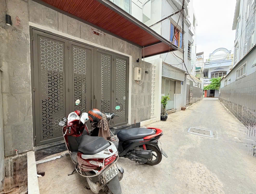  VIP TÂN BÌNH – HXH HIỆP NHẤT – 5 TẦNG – 16 PHÒNG – DÒNG TIỀN 80TR/TH – CHỈ 16.5 TỶ.









































.











































 