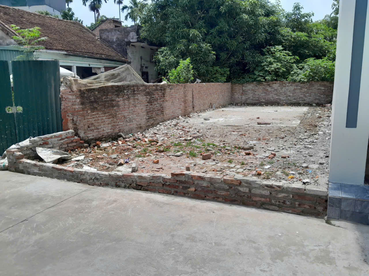  PHÚ LƯƠNG HÀ ĐÔNG _ CHỈ VỚI HƠN 5 TỶ CO NGAY 65M _ NỞ HẬU ,CÁCH ĐƯỜNG Ô TÔ  20M _ BÃI ĐỖ 50M ,ĐƯỜNG TRONG KHU THÔNG CÁC NGÃ ,DÂN CƯ ĐÔNG 