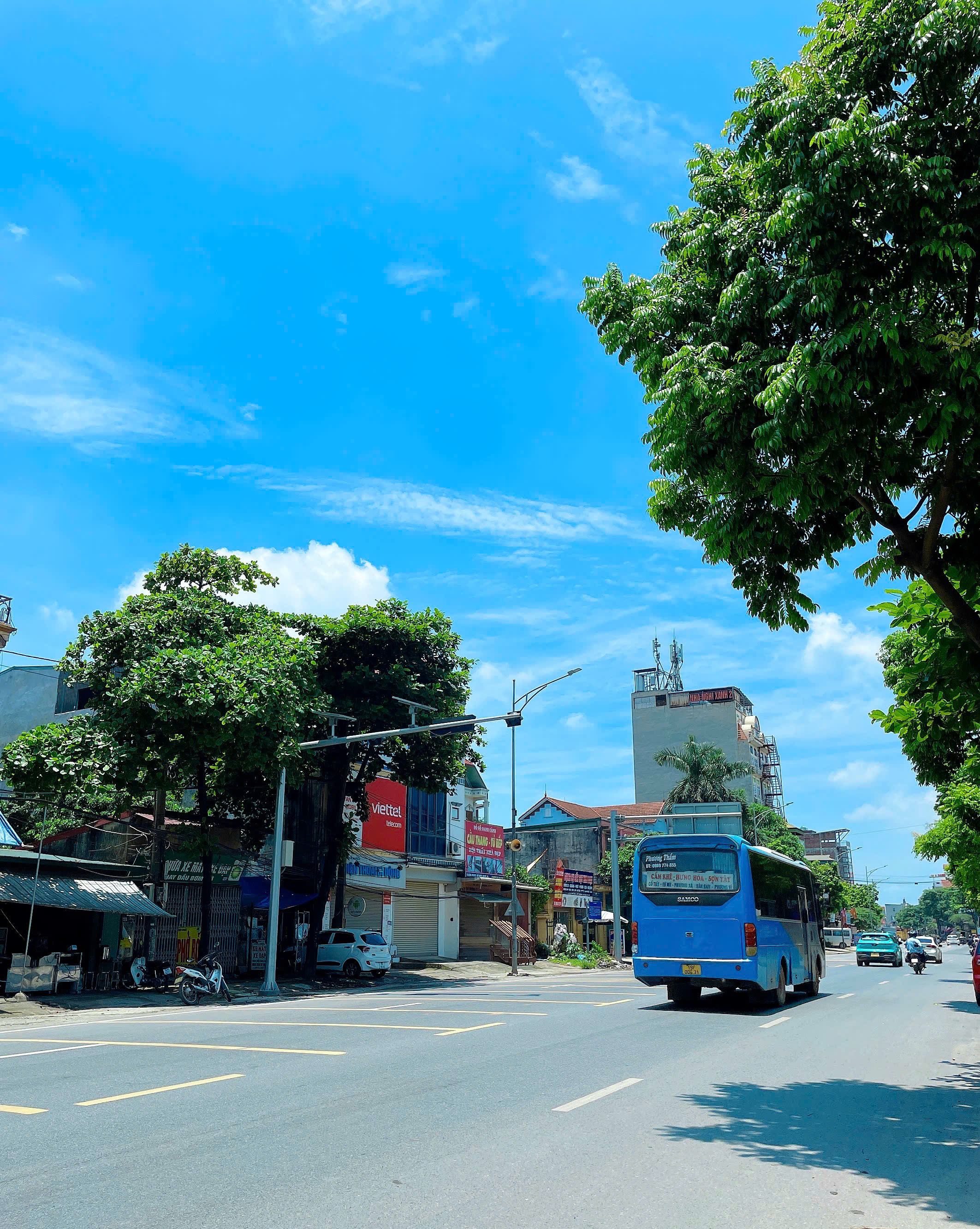  Bán 42m2 đất Đức Thượng,Hoài Đức,mặt tiền3,5m,lô góc,ô tô tránh chỉ 20m 