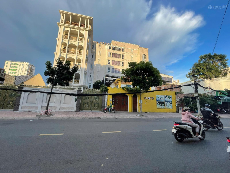  Bán đất mặt tiền VIP Nguyễn Văn Hưởng Thảo Điền, Q2 – 417m², giá 99 tỷ, sổ riêng 