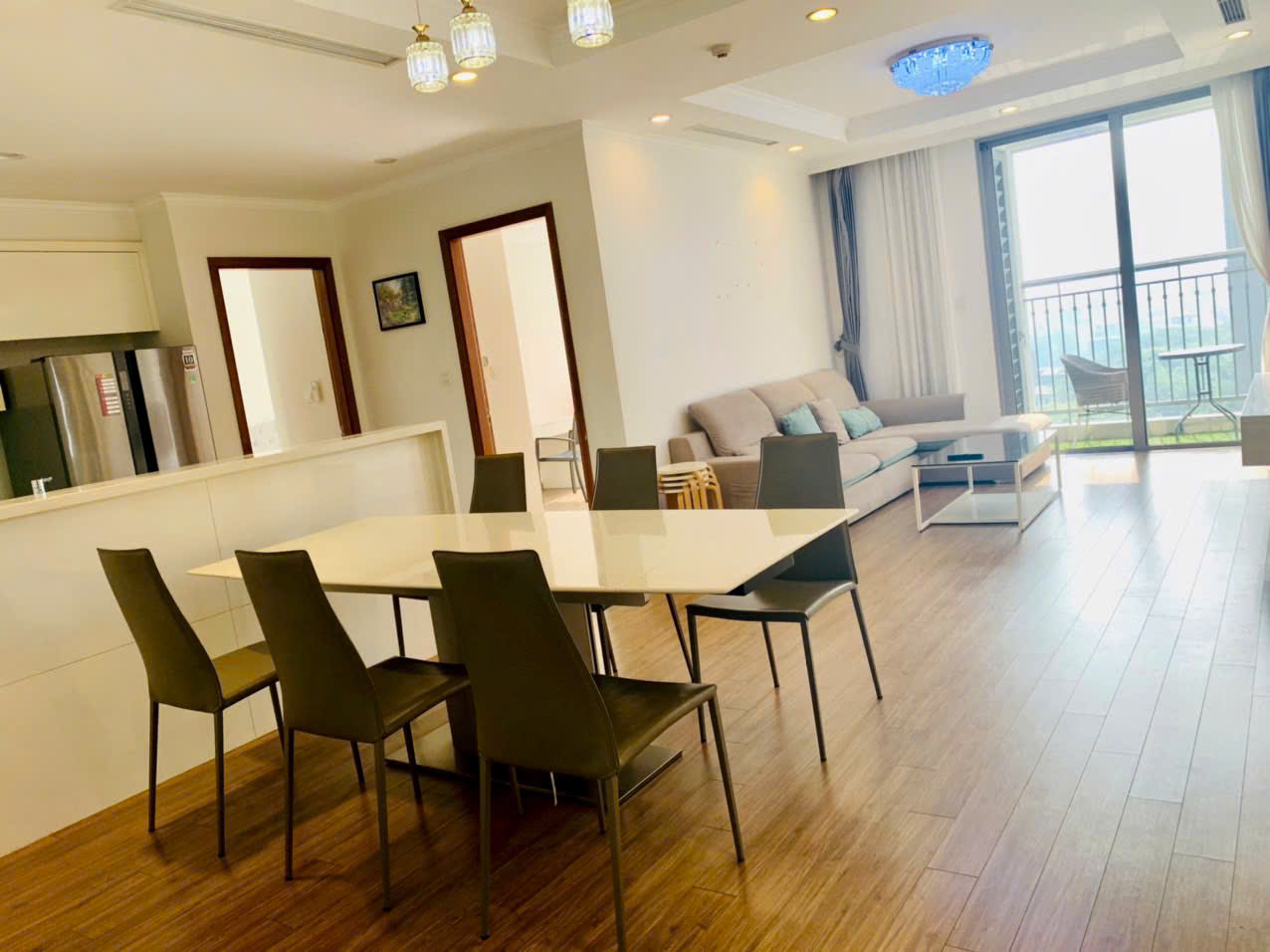 CHO THUÊ CH PARK HILL TIMECITY : 151m2 3 MẶT THOÁNG, FULL ĐỒ, 4 NGỦ, 3 WC, ĐÃ CÓ PHÍ DV, VÀO Ở LUÔN 