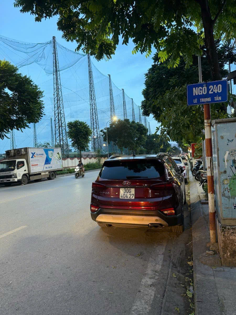  Bán nhà phân lô Lê Trọng Tấn - 60m xây 4 tầng cách phố 30m 