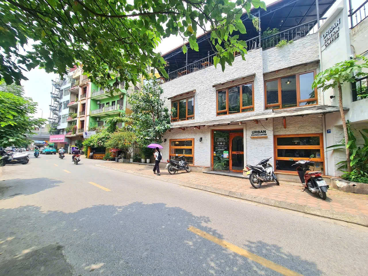  MẢNH ĐẤT VÀNG NẰM NGAY TẠI CON PHỐ TRUNG KÍNH CẦU GIẤY.

CHỦ CẦN BÁN GẤP HẠ SỐC 18 TỶ. 