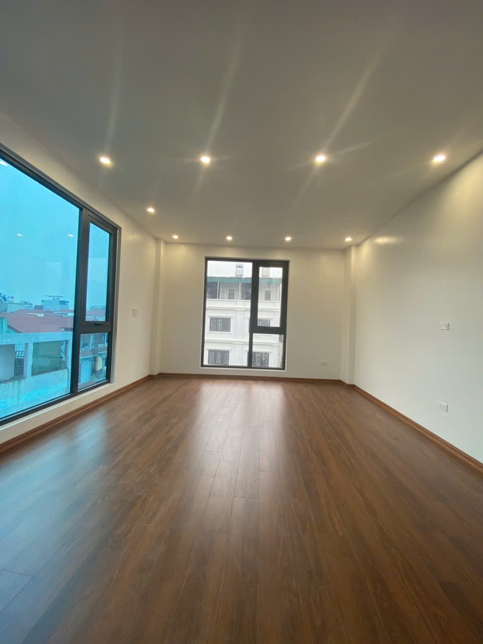  BÁN NHÀ PHÂN LÔ ĐẶNG VŨ HỶ – 55m² – 6 TẦNG THANG MÁY – 2 MẶT THOÁNG – GIÁ 11.5 TỶ 
