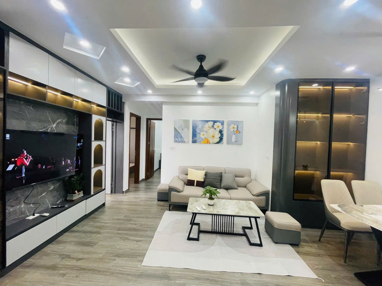 Bán căn hộ chung cư 3 ngủ, 67m2 tại Rice City Linh Đàm,sổ đỏ full nội thất giá chỉ 4.85 tỷ 
