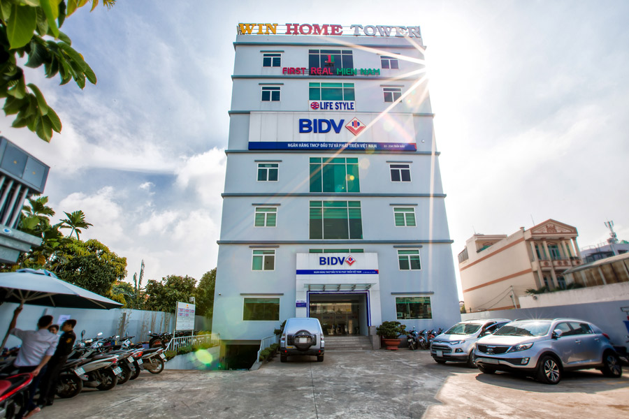  Bán Gấp Nhà Mặt Tiền Lương Định Của Q2 – Đang Cho Thuê Ngân Hàng – 125 Tỷ 